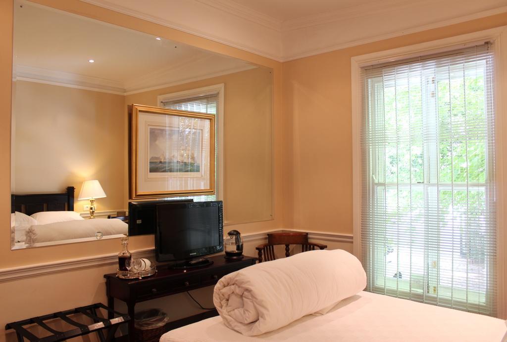 קייפטאון Tintagel Guest House חדר תמונה
