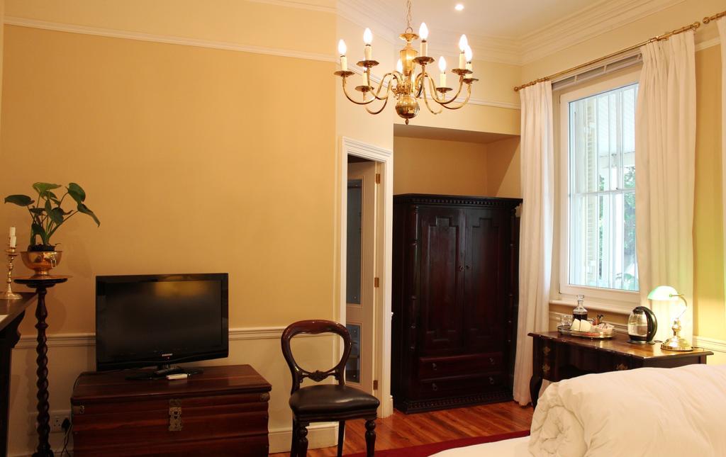 קייפטאון Tintagel Guest House חדר תמונה
